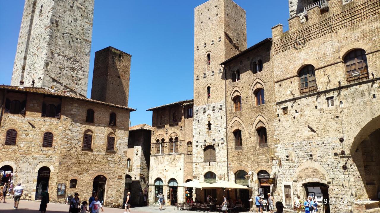 Casal Sant'Elena Bed & Breakfast Altopascio Exterior photo